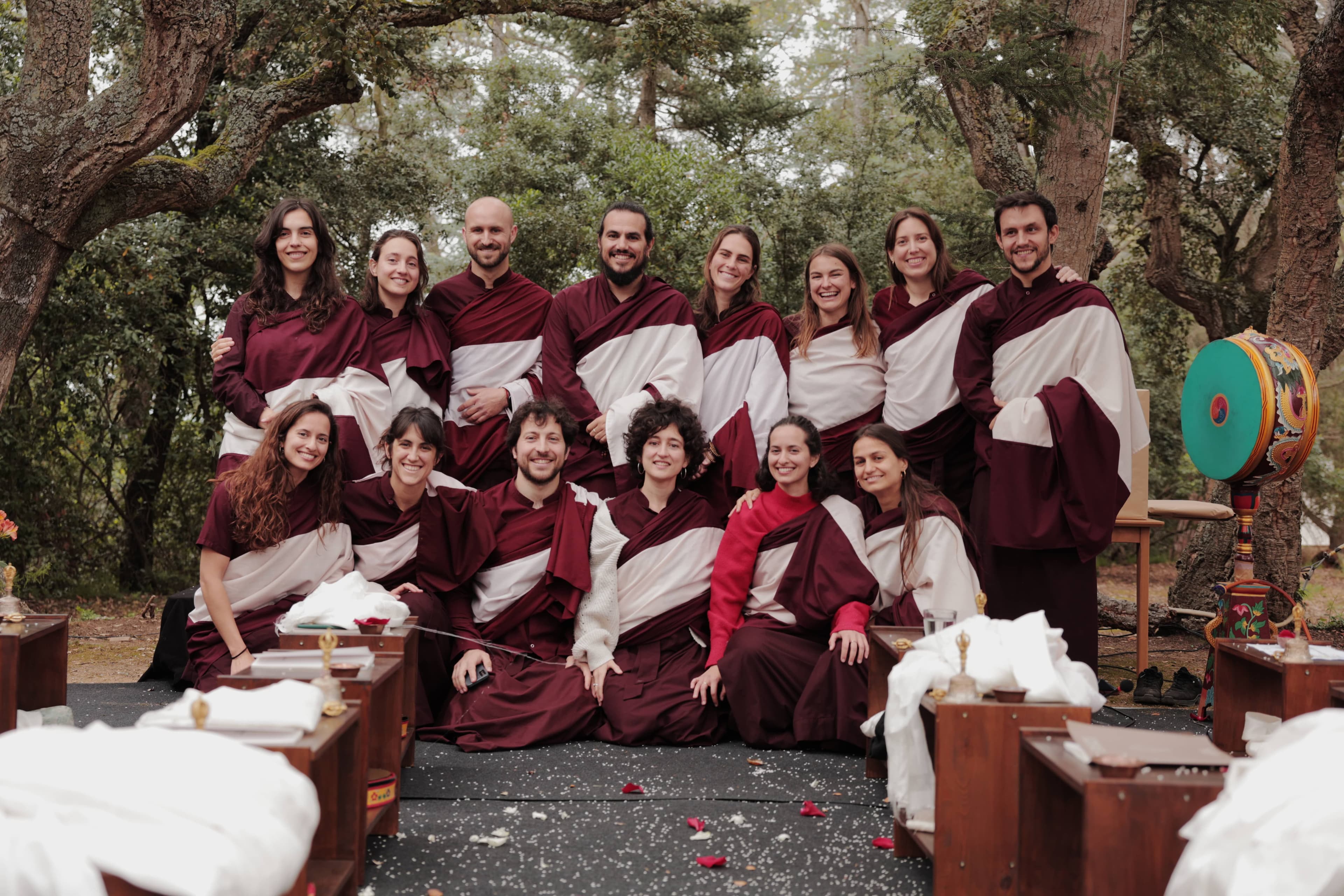 The Casa Virupa community wearing the maroon practice shawls
