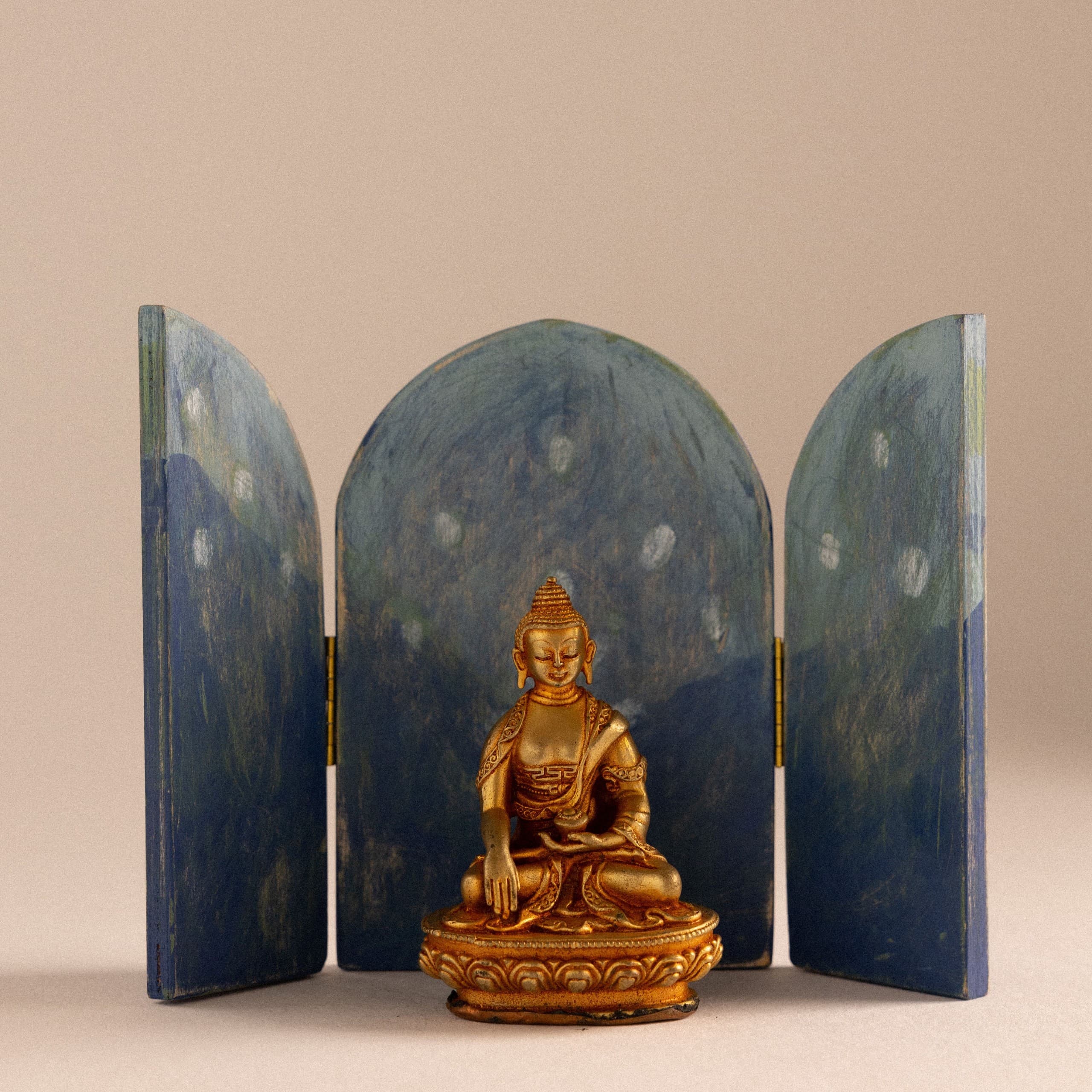 Portable wooden altar